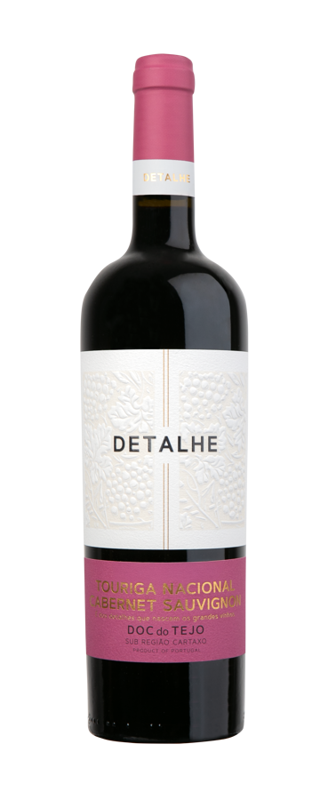 Detalhe Touriga Nacional e Cabernet Sauvignon D.O.C. do Tejo Tinto 2017